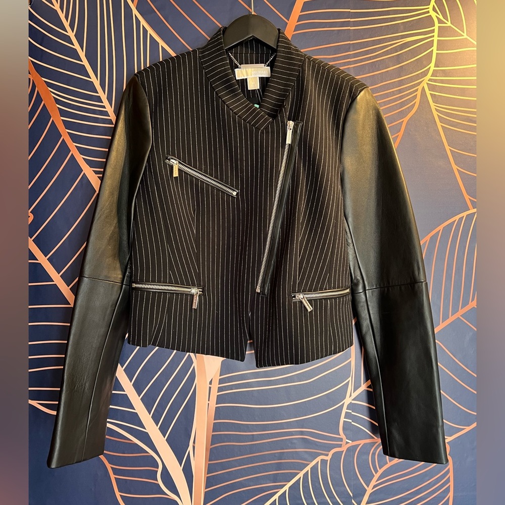 NWT Michael Kors Jacket. Black/size 10